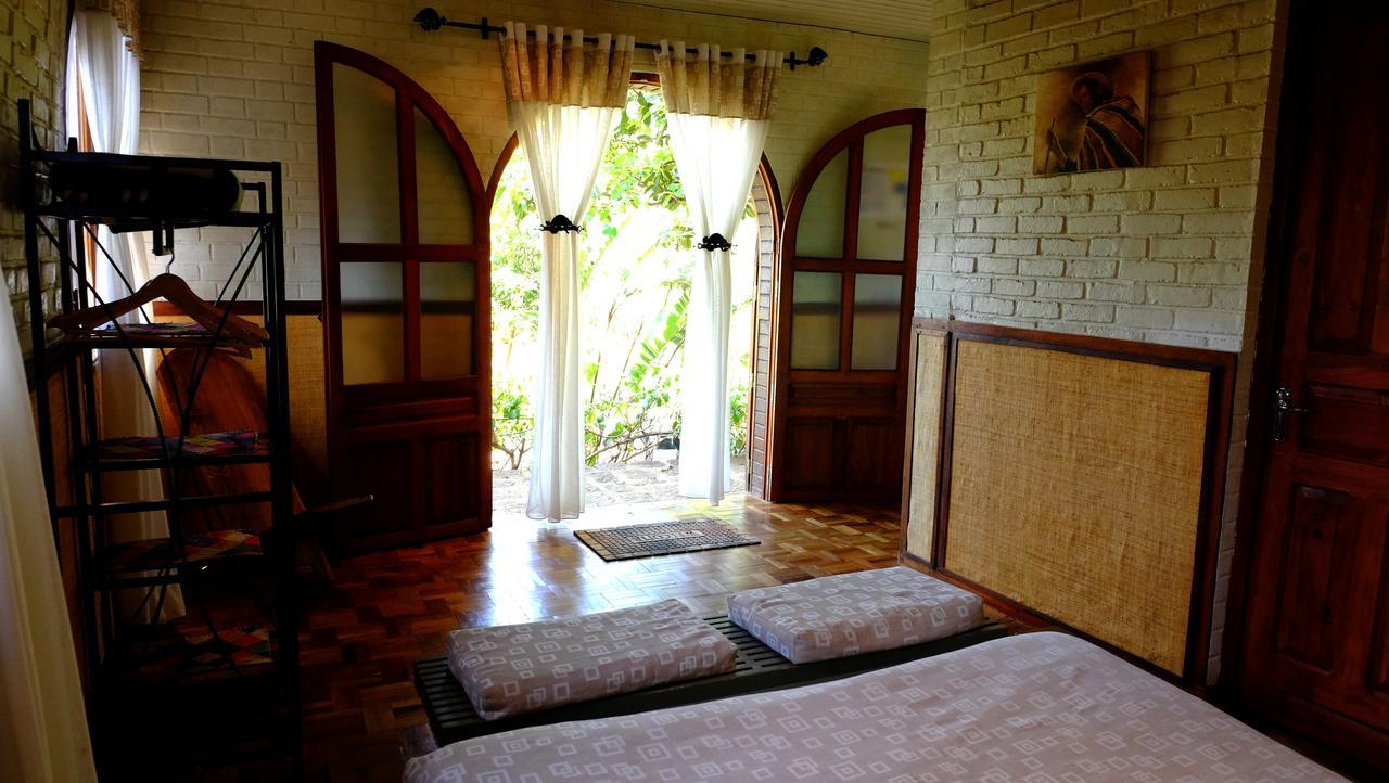 Eco Lodge Les Chambres Du Voyageur Antsirabe Exterior photo